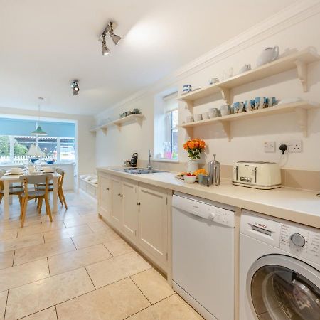 Camomile Cottage Friston エクステリア 写真